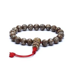 Bracelet en coquillage Mala gravé avec le mantra Om Mani Padme Hum