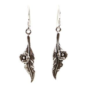 Boucles d'oreilles Dakini en argent avec design de feuille et de fleur