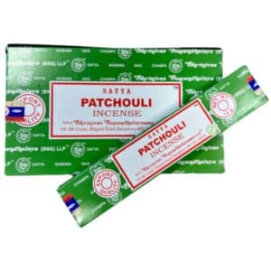 Satya patchouli encens 12 paquets de 15 grammes par boîte